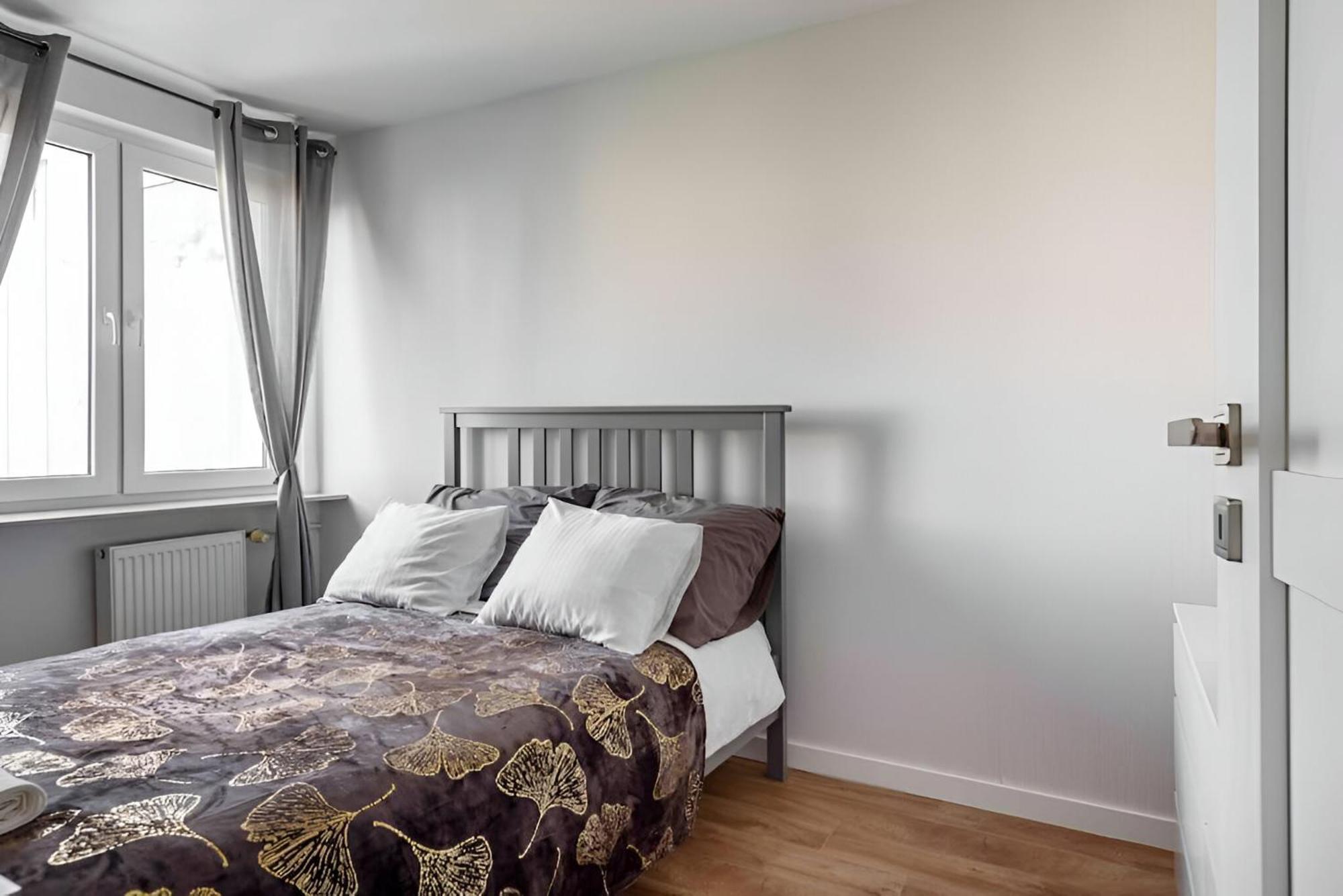 Leisure Central Zlota Lovely 2 Bedroom Warszawa