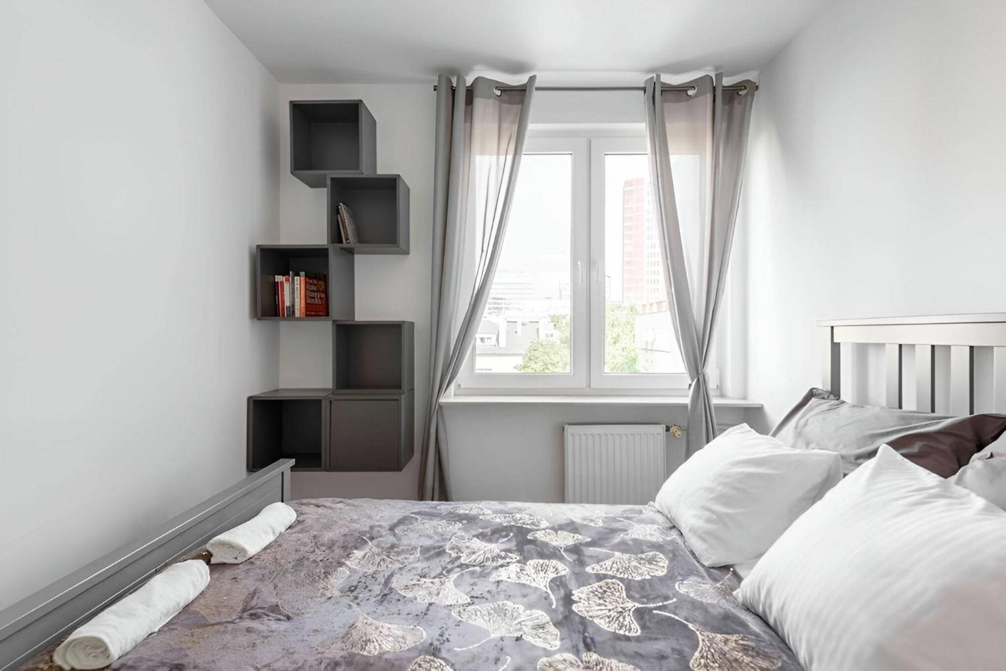 Leisure Central Zlota Lovely 2 Bedroom Apartament Warszawa
