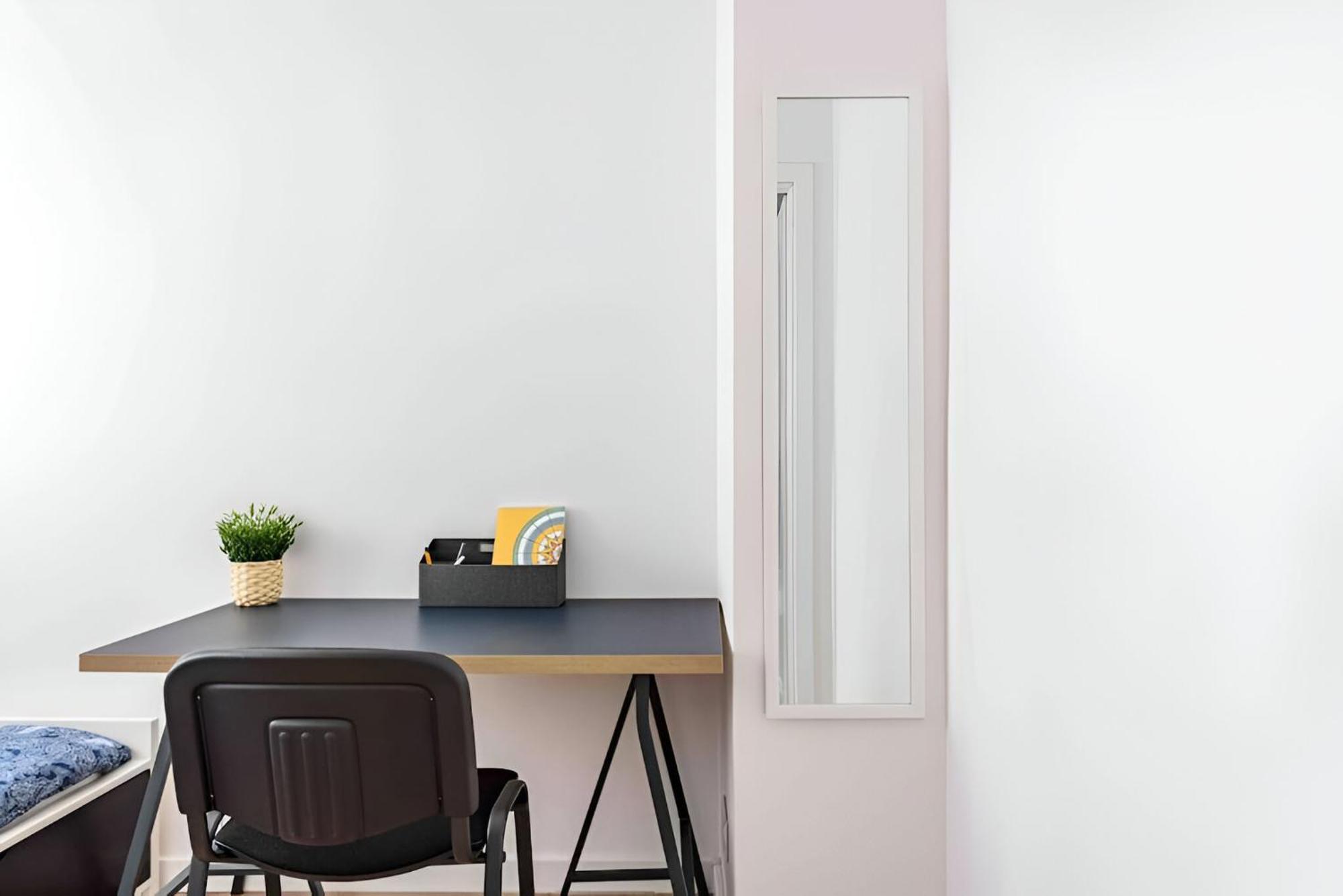 Leisure Central Zlota Lovely 2 Bedroom Warszawa